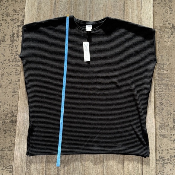 Chico's Ribbed Knit Structured Tunic Top Black - Picture 9 of 10